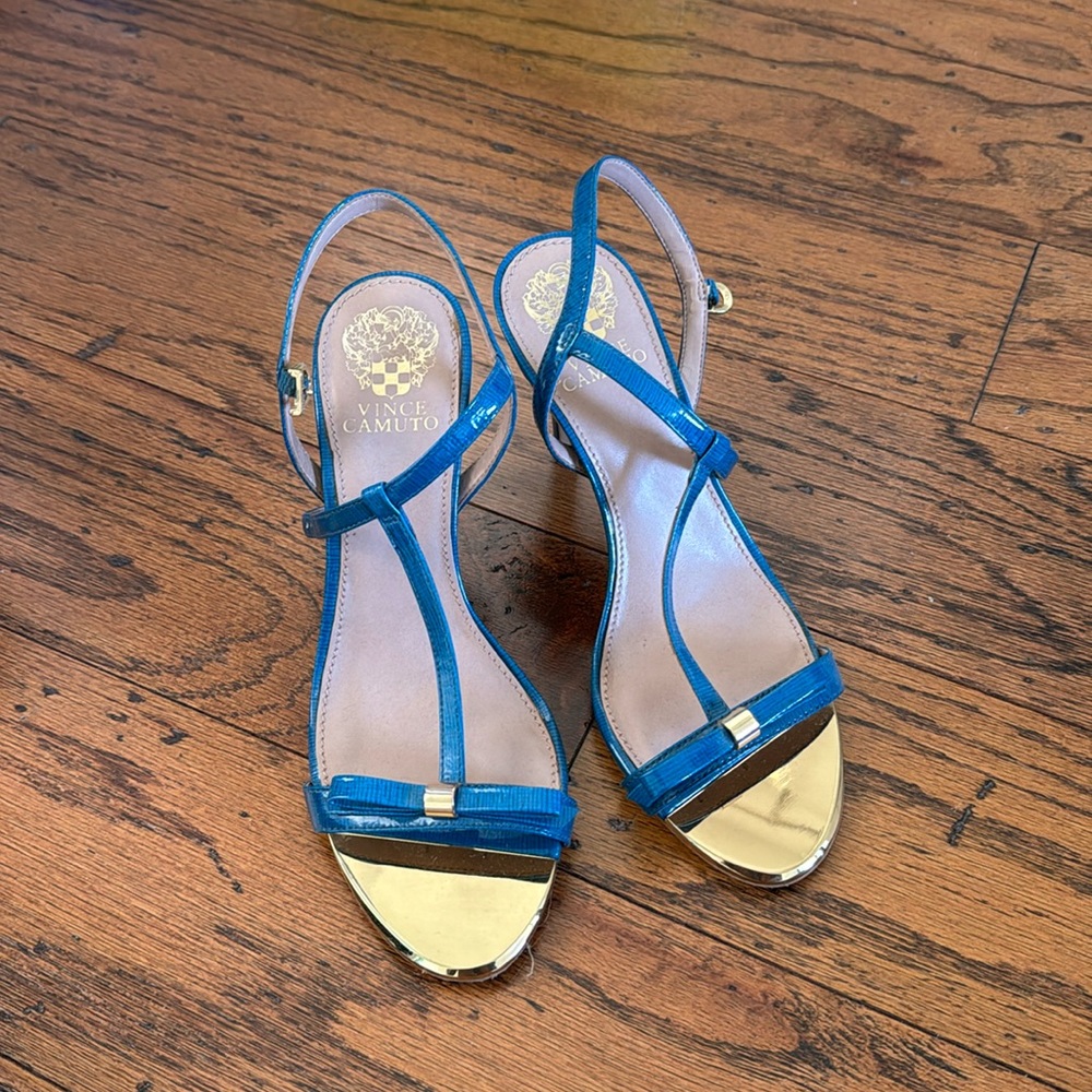 Vince Camuto, barely used